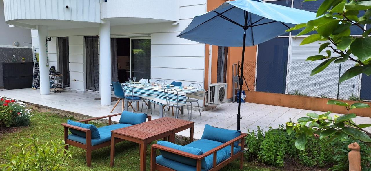 Charmant Appartement Residentiel Avec Terrasse, Jardin Privatif Et Piscine A Cannes Exterior foto